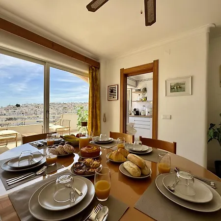 Amazing View 2 With Pool By Homing Apartament *